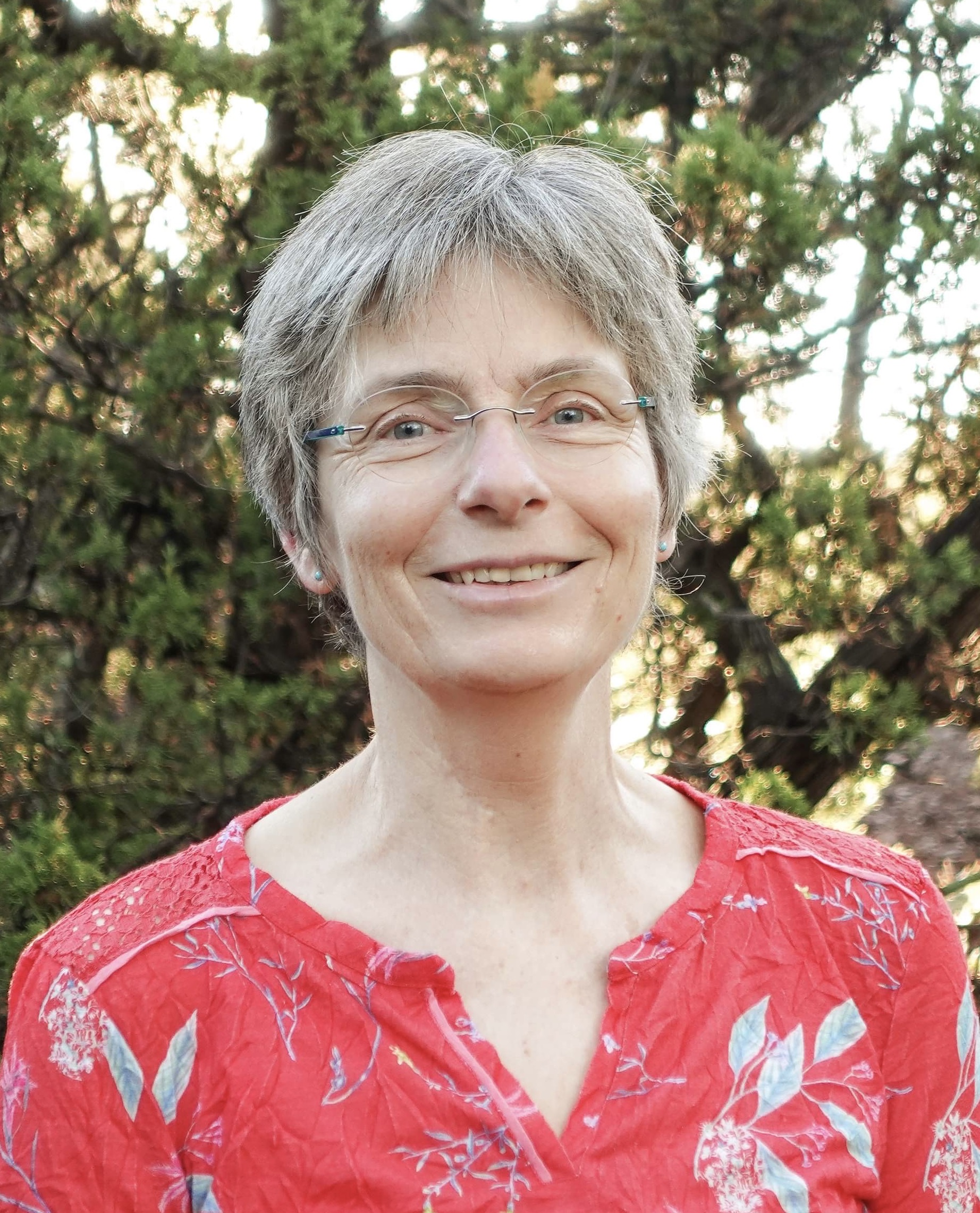 Dr. Sabine Trott
