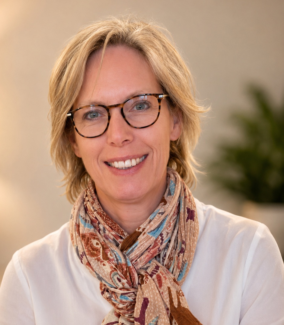 Sabine Lang